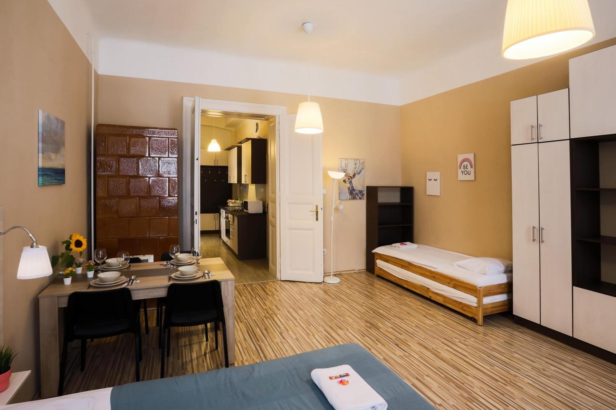 East Station Apartments ブダペスト エクステリア 写真