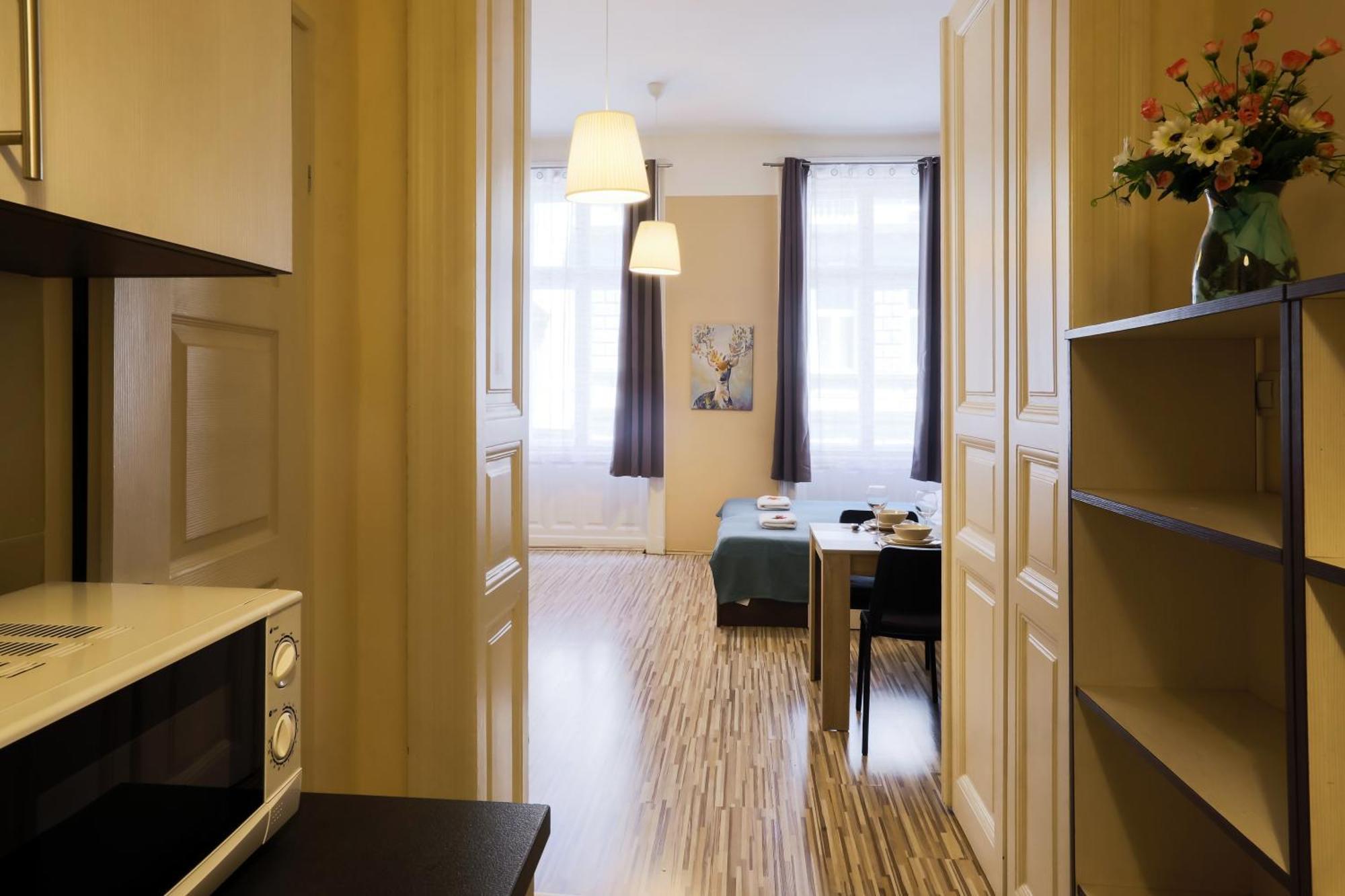 East Station Apartments ブダペスト エクステリア 写真